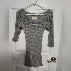 M/L Gray 3/4 Sleeve Open Knit Sweater